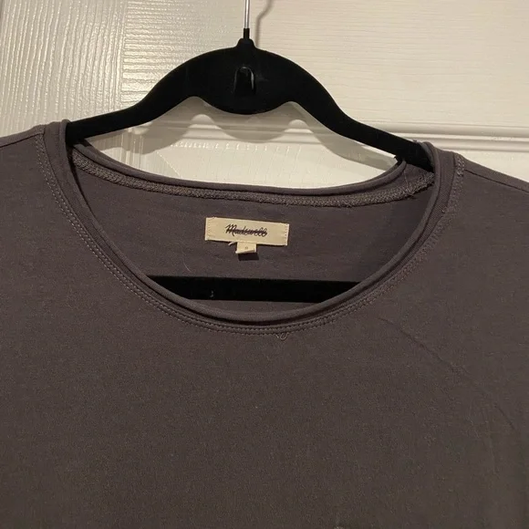 NWOT Madewell Size XS Charcoal Gray Short Sleeve Crew Split Hem Pocket Tee Shirt - Picture 2 of 11